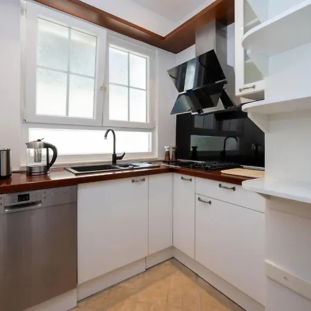 Апартаменты Awesome In With Kitchen *